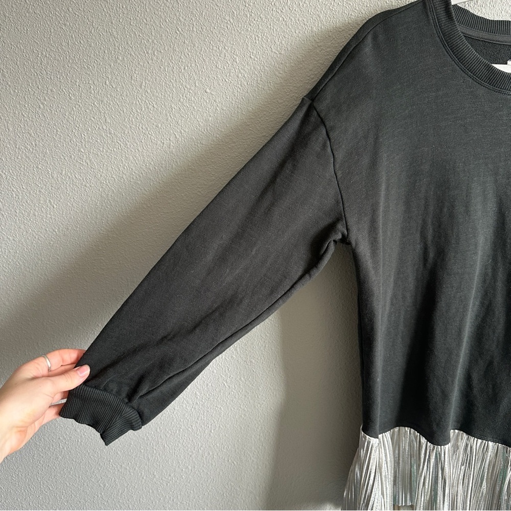 Pilcro Green Tunic Sweatshirt with Pleated Metallic Trim Medium - Picture 5 of 13